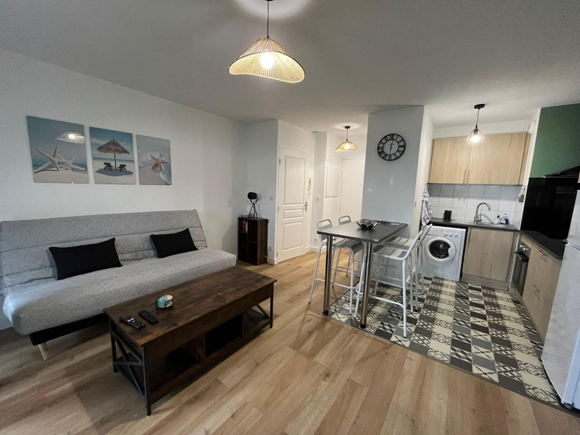 Appartement Avec Jardin A Rochefort 外观 照片
